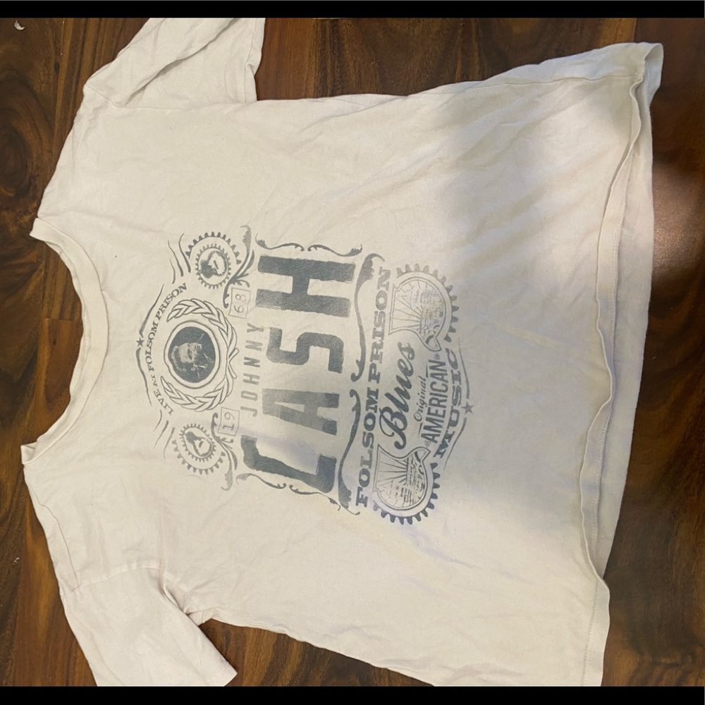 Graphic tee